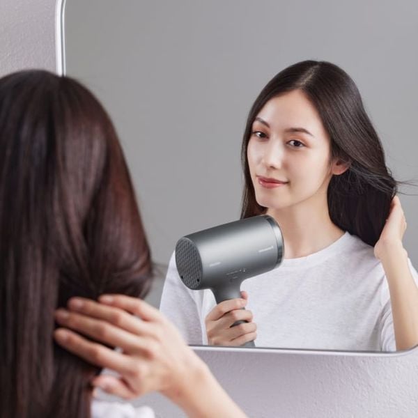 Máy sấy tóc Panasonic EH-NA9M