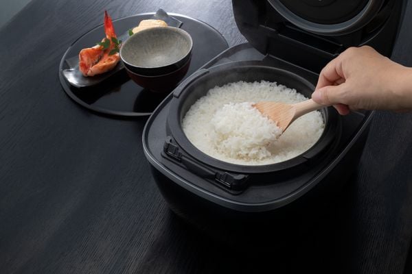 Nồi cơm điện tử cao tần áp suất Tiger 1.8 lít JPC-W18W