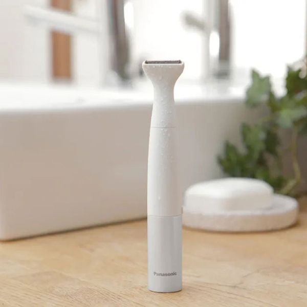 Máy cạo tỉa lông bikini Panasonic ES-WV62BH202