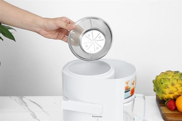 Máy Ép Trái Cây Panasonic MJ-CS100WRA
