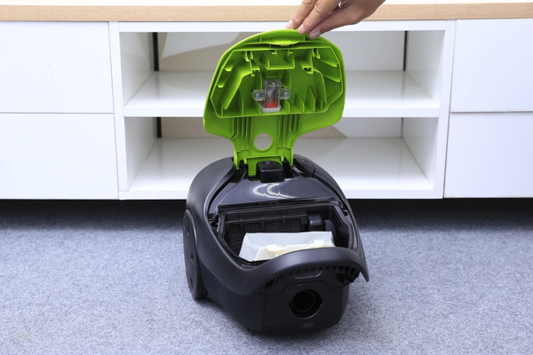 Máy hút bụi có túi Panasonic MC-CG370GN46