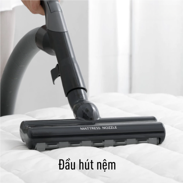 Máy hút bụi không túi Panasonic MC-CL607RN49