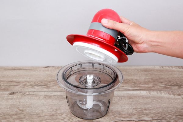 Máy xay thịt Bosch MMR08R2