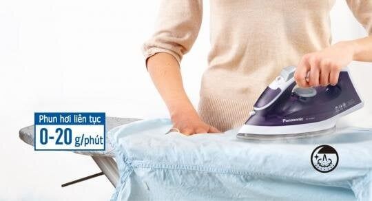 Bàn ủi hơi nước Panasonic NI-M300