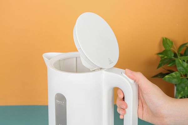 Bình đun siêu tốc Panasonic NC-K101WRA