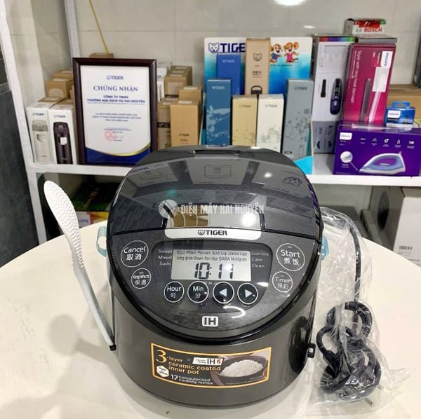 Nồi cơm điện cao tần Tiger JPW-G18W