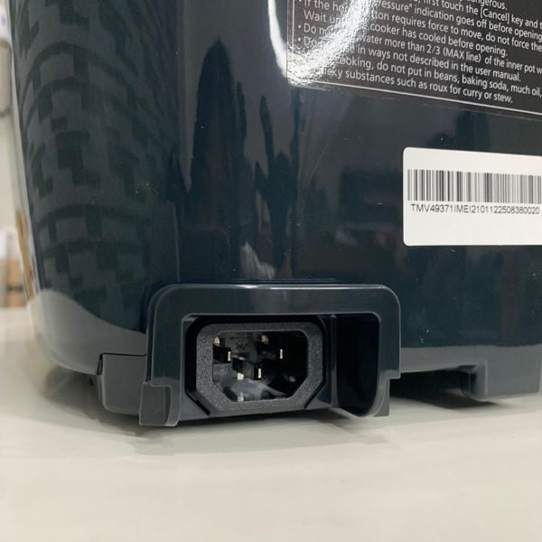 Nồi cơm điện tử cao tần áp suất Tiger 1.8 lít JPC-W18W