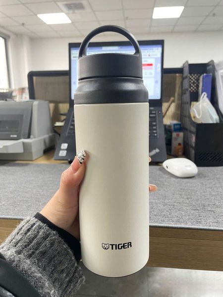 Bình giữ nhiệt Tiger MCZ-S060 dung tích 600ml