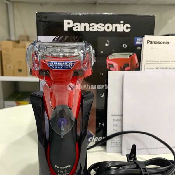 Máy cạo râu Panasonic ES-SL41-R453
