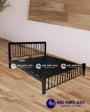  Giường sắt hộp 4x8 kích thước 1m6 x 2m. 