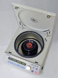 Máy ly tâm mini VWR® Micro Star 30