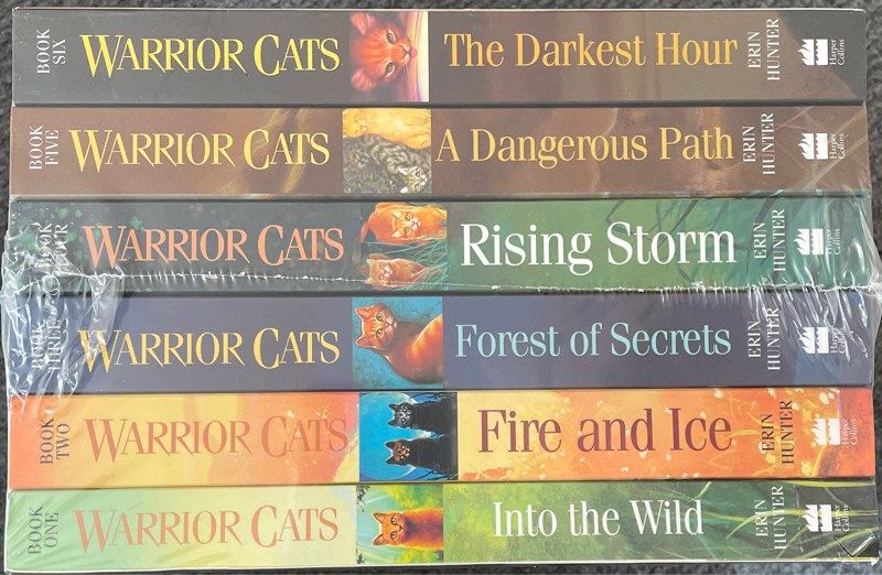  Warrior Cats Series 1: The Prophecies Begin - 6 Books Collection Set (In to the Wild, Fire and Ice, Forest of Secrets, Rising Storm, A Dangerous Path, The Darkest Hour) 