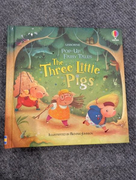 Pop-up Fairy Tales The Three Little Pigs | Nhà sách quốc tế Inbook