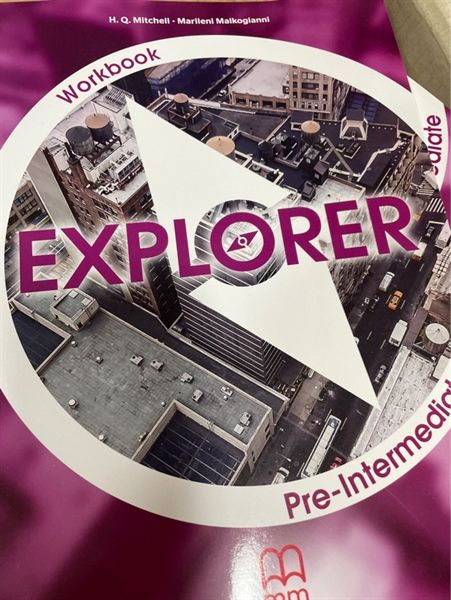  Explorer Pre-Inter WB 