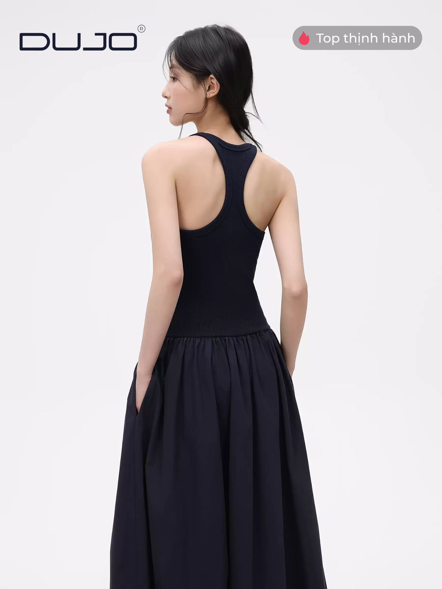  Muse Noir – Đầm Đen Của Nàng Thơ DUJO 