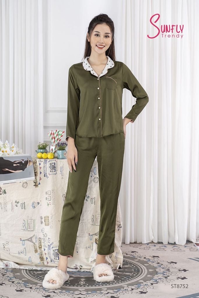Bộ pijamas lụa áo dài quần dài ST8752