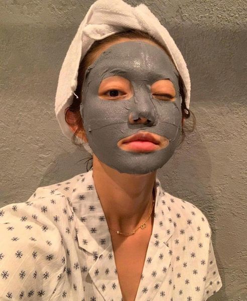 Mặt Nạ Thạch Dưỡng Da Luvum Gel Mask 33g Vàng - Xám - Hồng - Xanh Lá (Miếng lẻ)