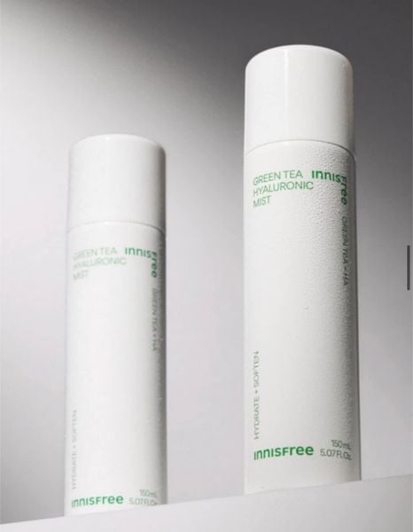 Xịt khoáng Innisfree Green Tea Hyaluronic Mist 150ml