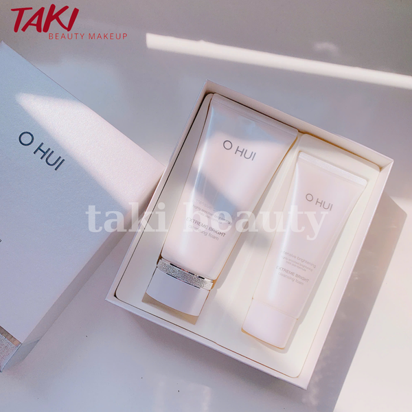 Sữa Rửa Mặt Dưỡng Trắng OHUI Extreme Bright Cleansing Foam