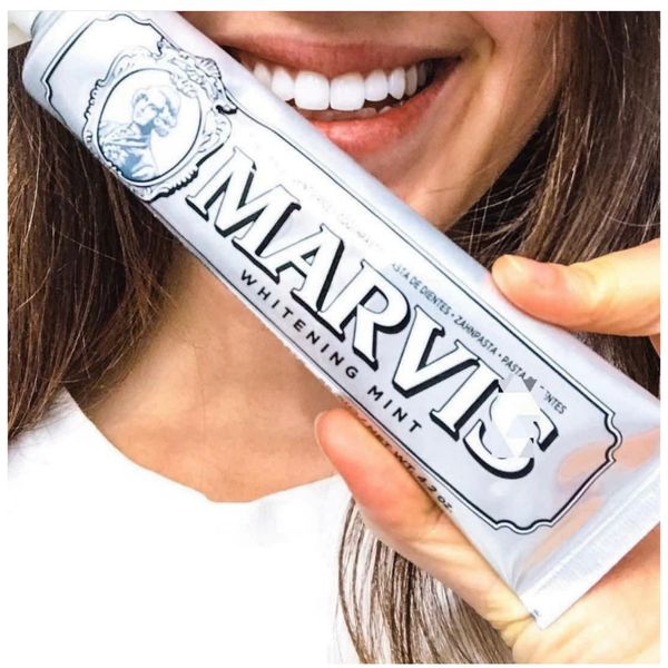 Kem Đánh Răng Marvis Whitening Mint – 85ml