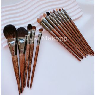 ( Có sẵn ) Bộ Cọ Taki beauty 14 Cây Chuyên Dụng thân gỗ lông thú