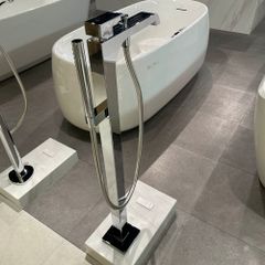 Vòi sen xả bồn tắm TOTO TBG08306A/TBN01105B