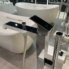 Vòi sen xả bồn tắm TOTO TBG08306A/TBN01105B