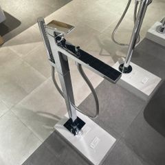 Vòi sen xả bồn tắm TOTO TBG10306A/TBN01105B