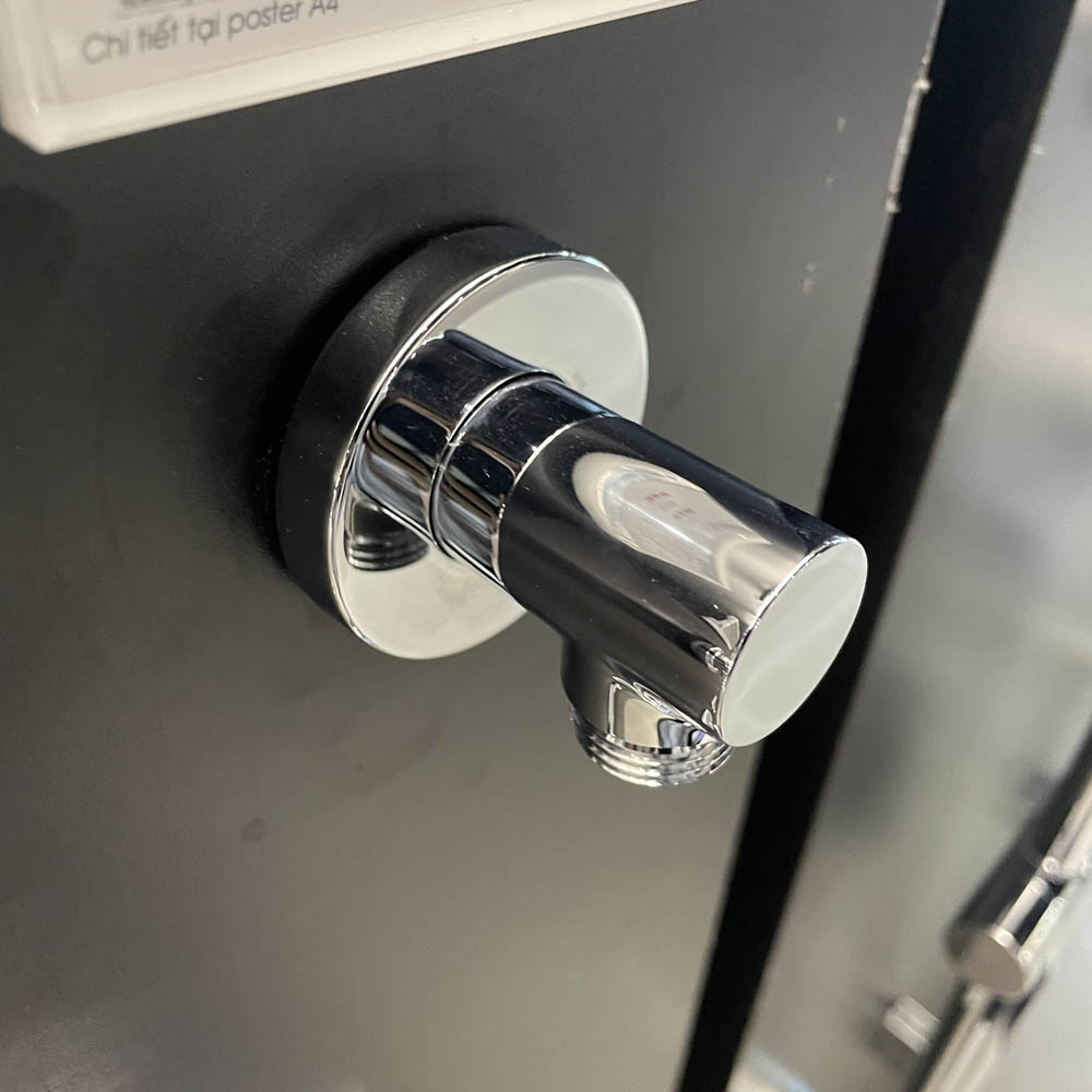 Cút nối tường TOTO TBW01014B