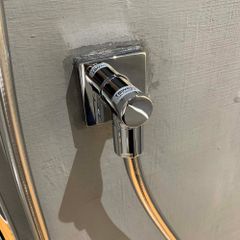 Cút nối tường TOTO TBW02013B