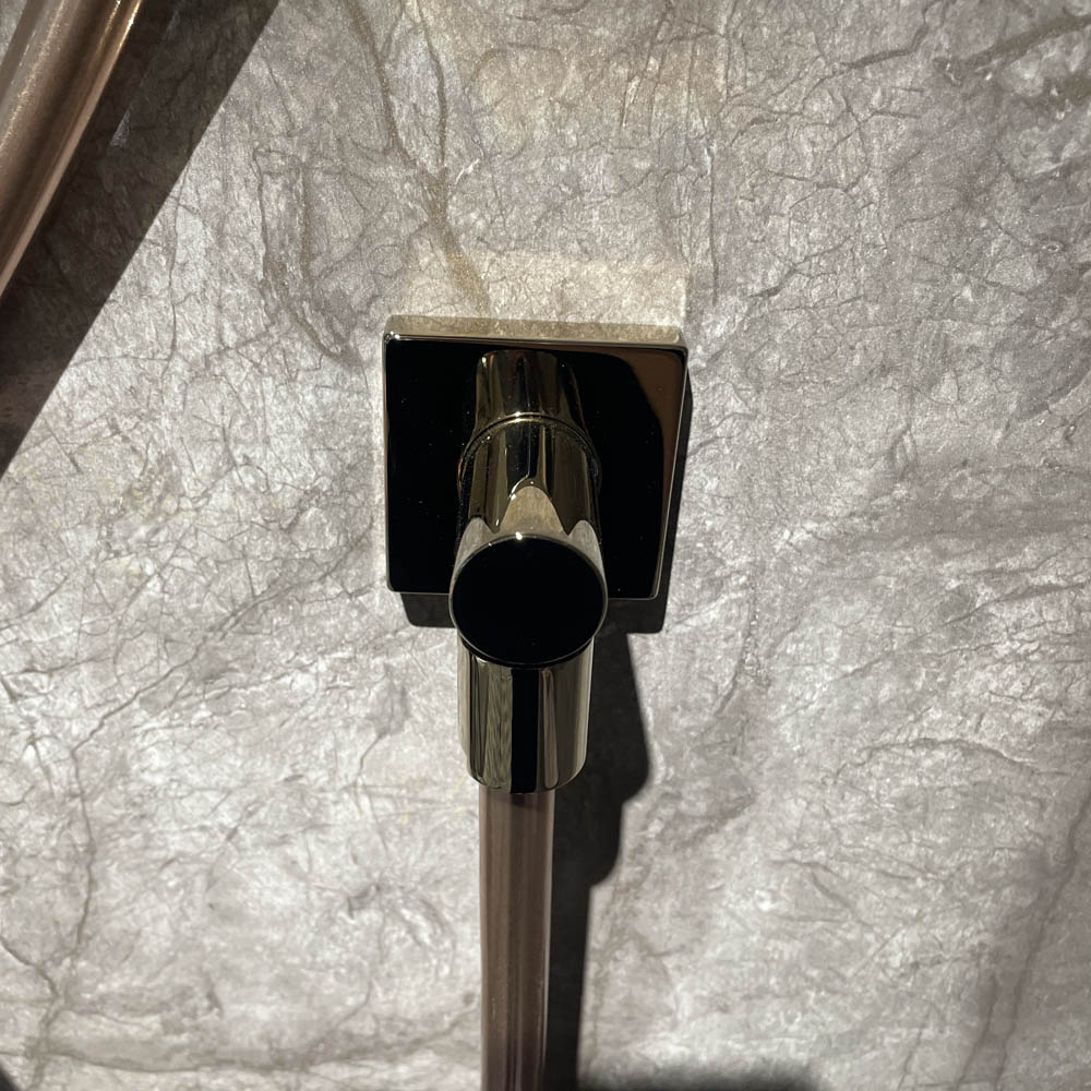 Cút nối tường TOTO TBW02013B