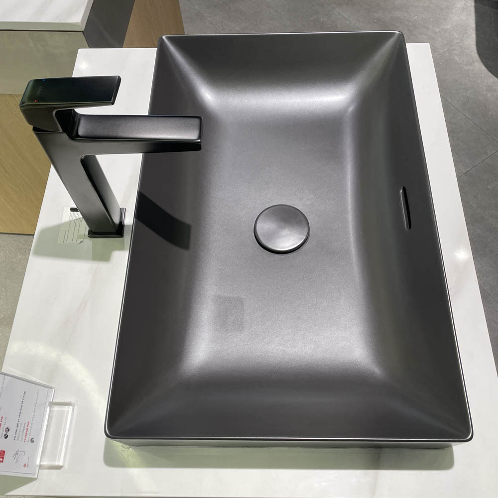 Chậu rửa mặt đặt bàn TOTO LT4716G19#MBL màu đen mờ