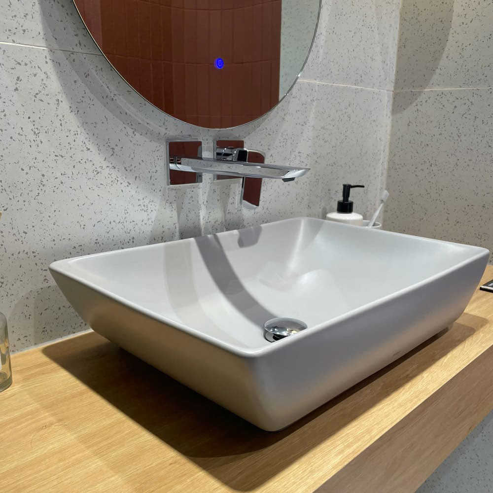 Lavabo đặt bàn TOTO LT1735#MGR màu xám mờ