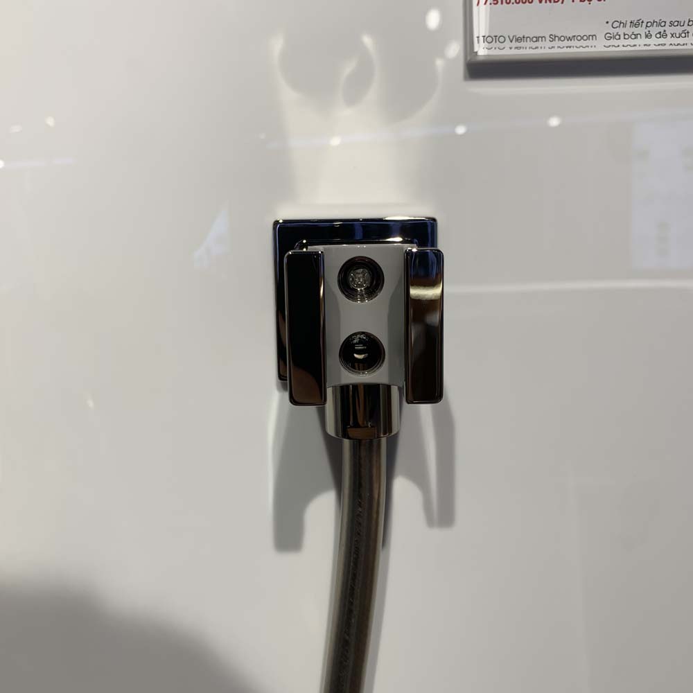 Cút nối tường TOTO TBW08010A