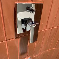 Van điều chỉnh nóng lạnh TOTO TBG02304B/TBN01001B