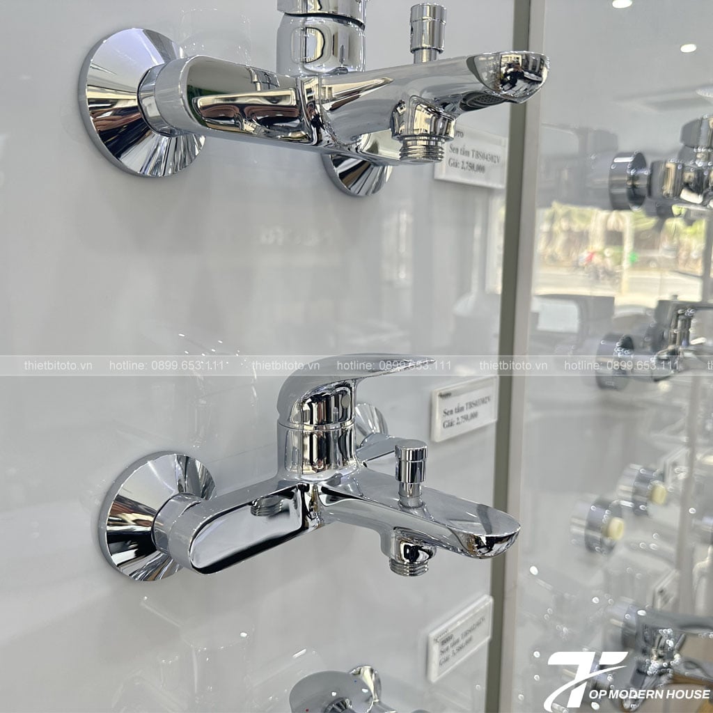 Củ sen nóng lạnh TOTO TBS03302V