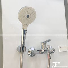 Sen tắm nóng lạnh TOTO TBS04302V/TBW01010A