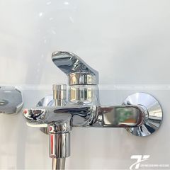 Sen tắm nóng lạnh TOTO TBS04302V/TBW01010A