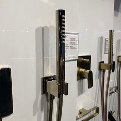 Bát sen cầm tay TOTO TBW02017A