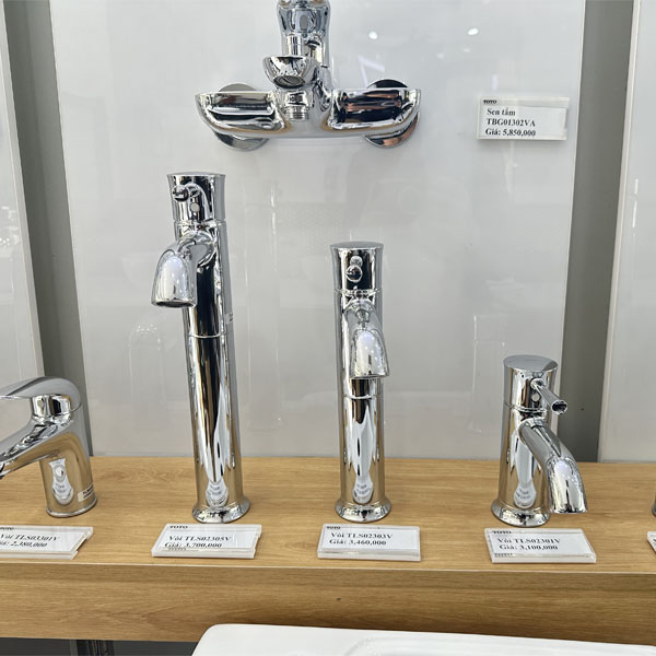 Vòi rửa mặt lavabo TOTO TLS02305V