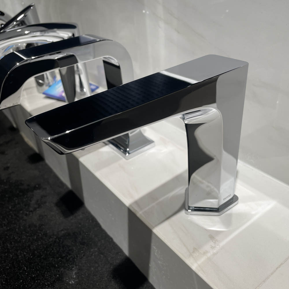 Vòi cảm ứng lavabo TOTO TLE20006A