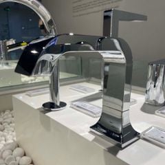 Vòi cảm ứng lavabo TOTO TLE21006A