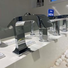 Vòi cảm ứng lavabo TOTO TLE21006A