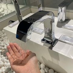 Vòi cảm ứng lavabo TOTO TLE21006A