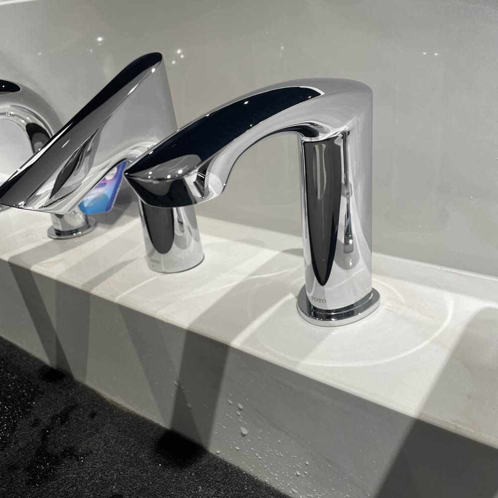 Vòi cảm ứng lavabo TOTO TLE22006A