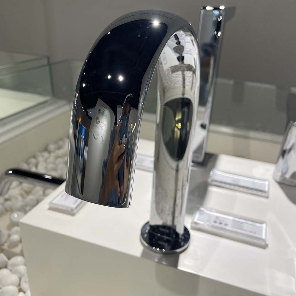 Vòi cảm ứng TOTO TLE24006V