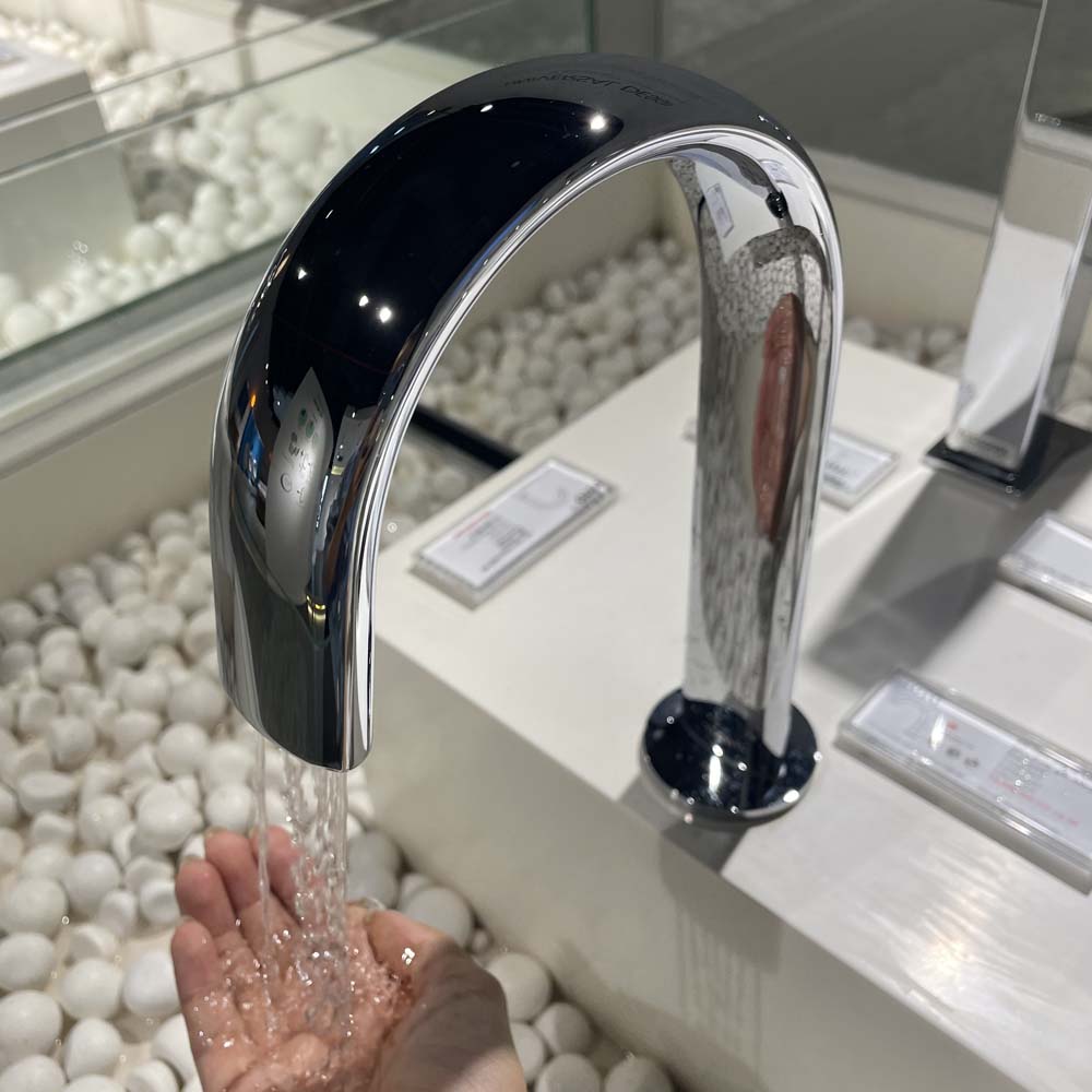 Vòi cảm ứng TOTO TLE24006V