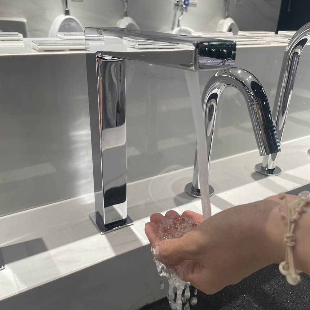 Vòi cảm ứng lavabo TOTO TLE25008A