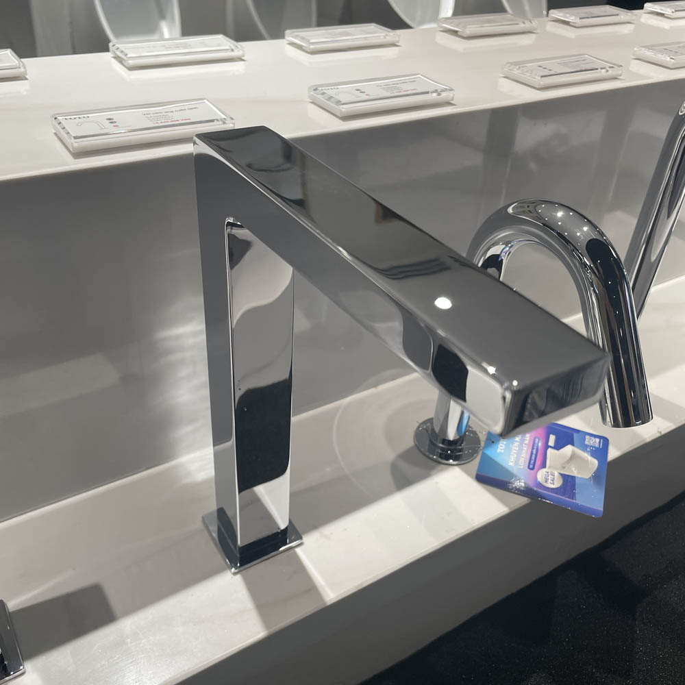 Vòi cảm ứng lavabo TOTO TLE25008A