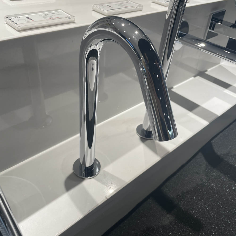 Vòi cảm ứng lavabo TOTO TLE26007A